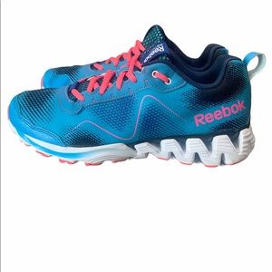 Reebok zig tech running shoes. Size 8.